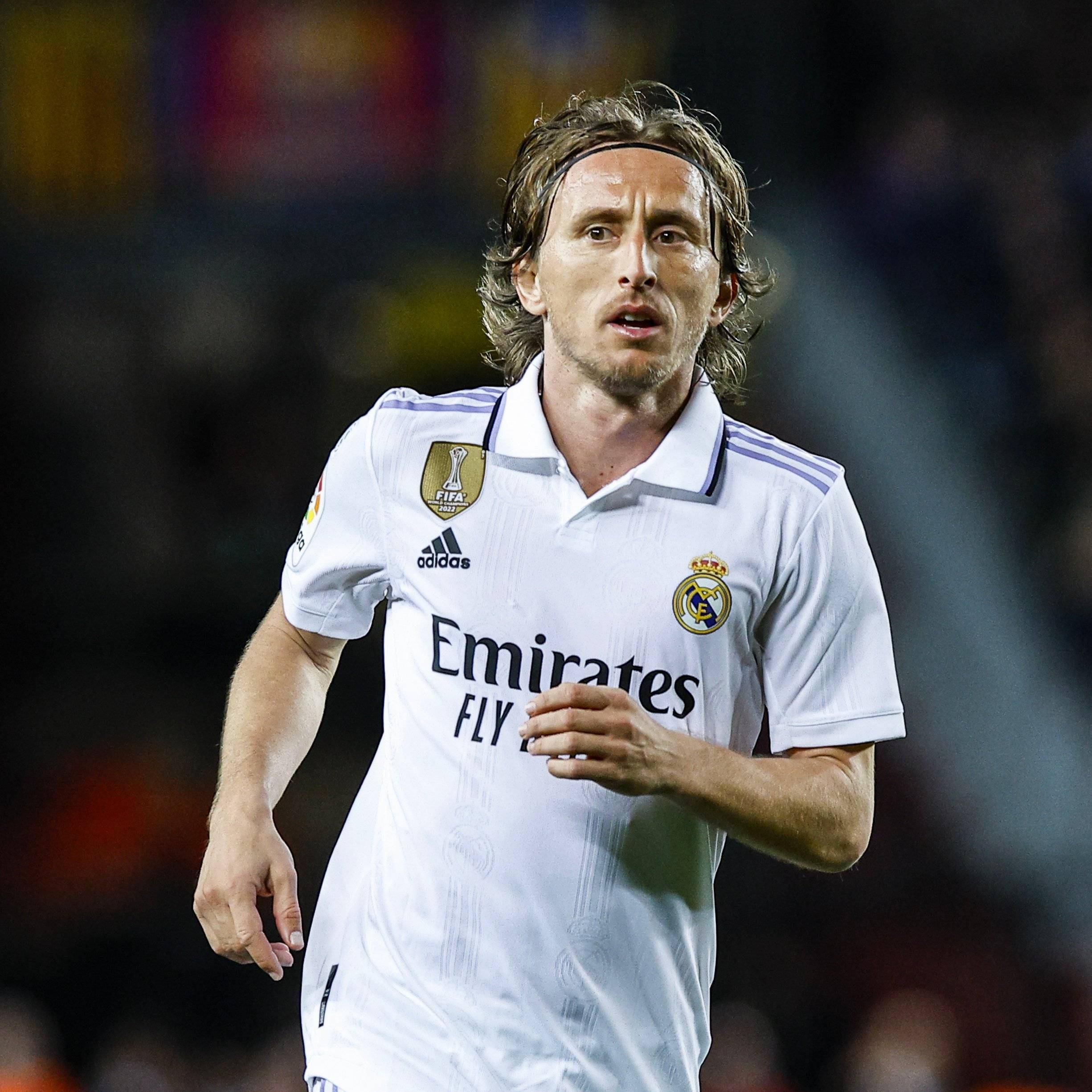 意媒：罗马赴英格兰进行集训，将在英格兰队训练基地进行训练（意媒：罗马将赴英格兰拉练，预计在英格兰队训练基地备训）