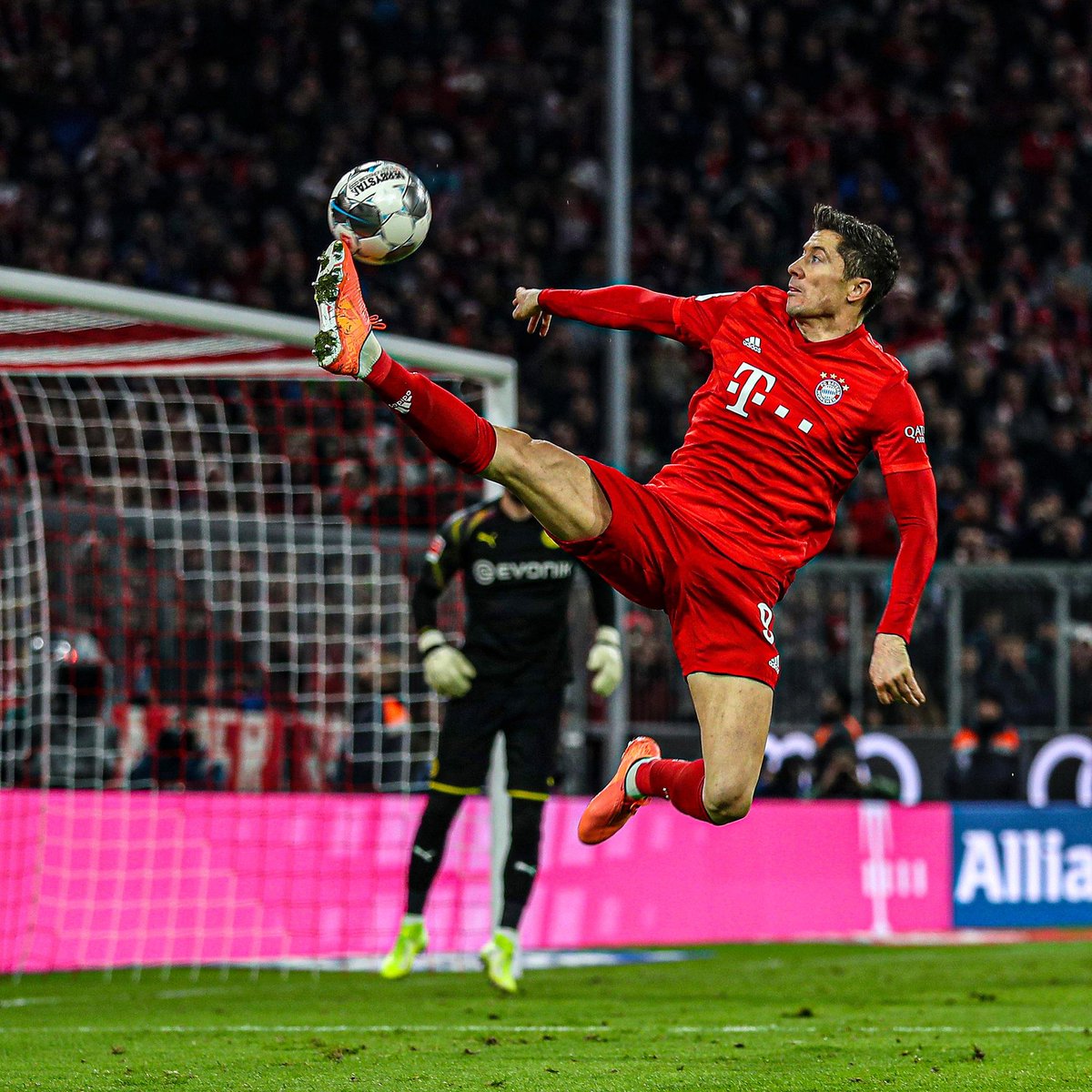 澳超半场：克莱因远射中柱，阿德莱德联暂0-0布里斯班狮吼（澳超半场：克莱因远射中框，阿德莱德联与布里斯班狮吼0-0僵持）