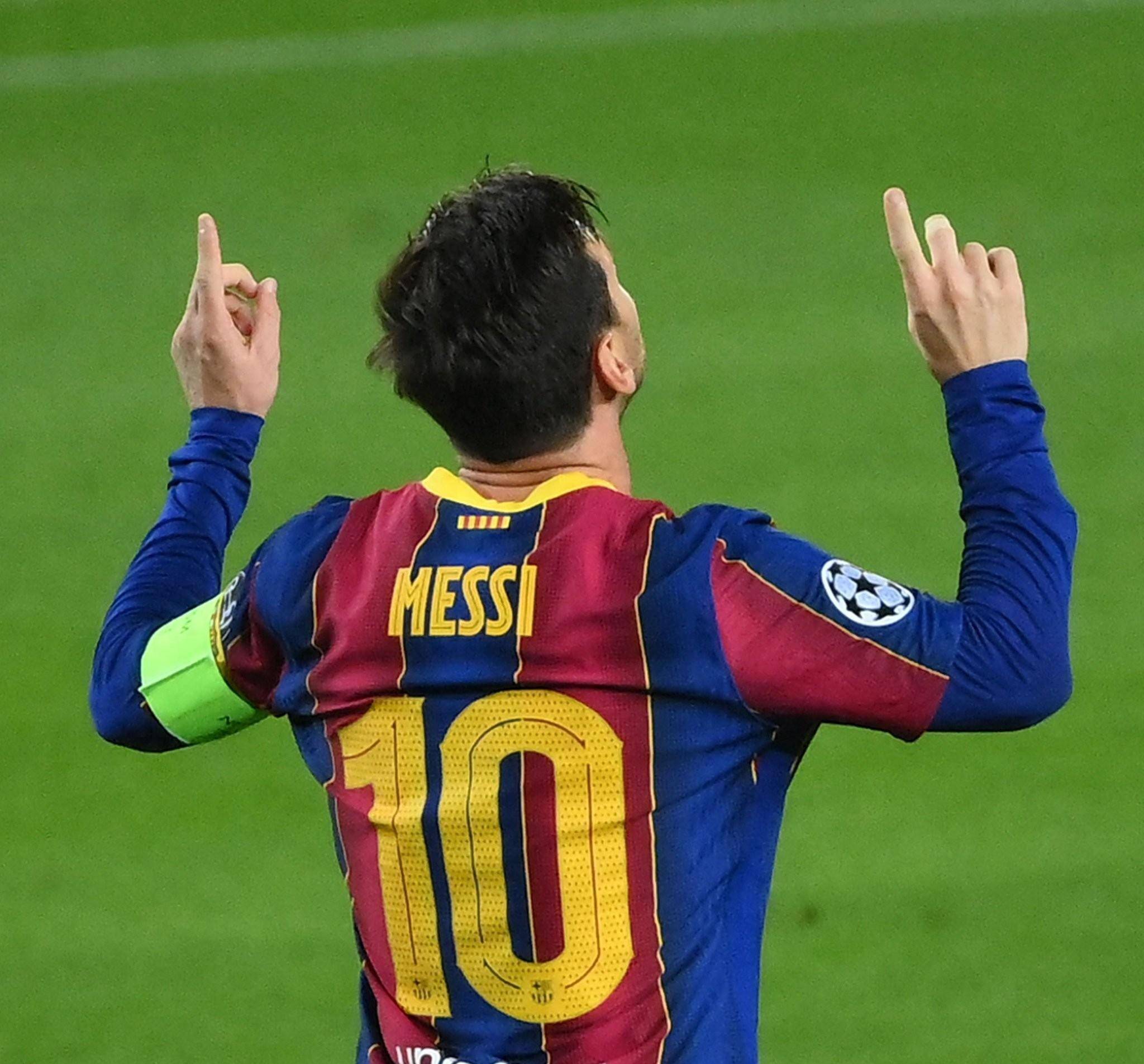 德甲战报：霍诺拉特体毛越位进球被吹，门兴0-0闷平RB莱比锡（德甲战报：霍诺拉特发丝级越位破门被判无效，门兴与RB莱比锡互交白卷）