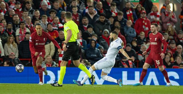 交锋5次3负仅入1球，贝尔：遇到过的最难缠的后卫是理查兹（5战3负仅1球！贝尔点名生涯最难对付的后卫：理查兹）