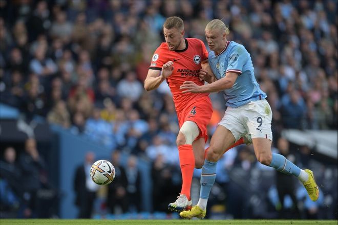 英超：曼联3-0大胜纽卡斯尔（英超战报：曼联3比0完胜纽卡斯尔）