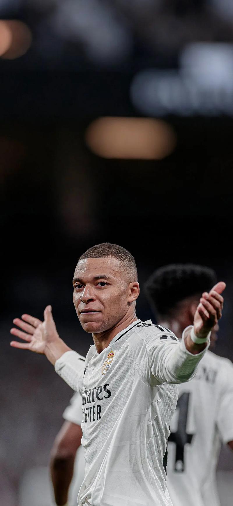 韩鹏：全力以赴完成俱乐部1500分和瓦科夺金靴的目标（韩鹏：为俱乐部1500分与瓦科金靴拼尽全力）