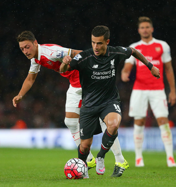 体图：多特只打算与布兰特续约1年，若球员降薪将提供2年合同（体图：多特倾向与布兰特续约一年，若其接受降薪将开出两年期合同）