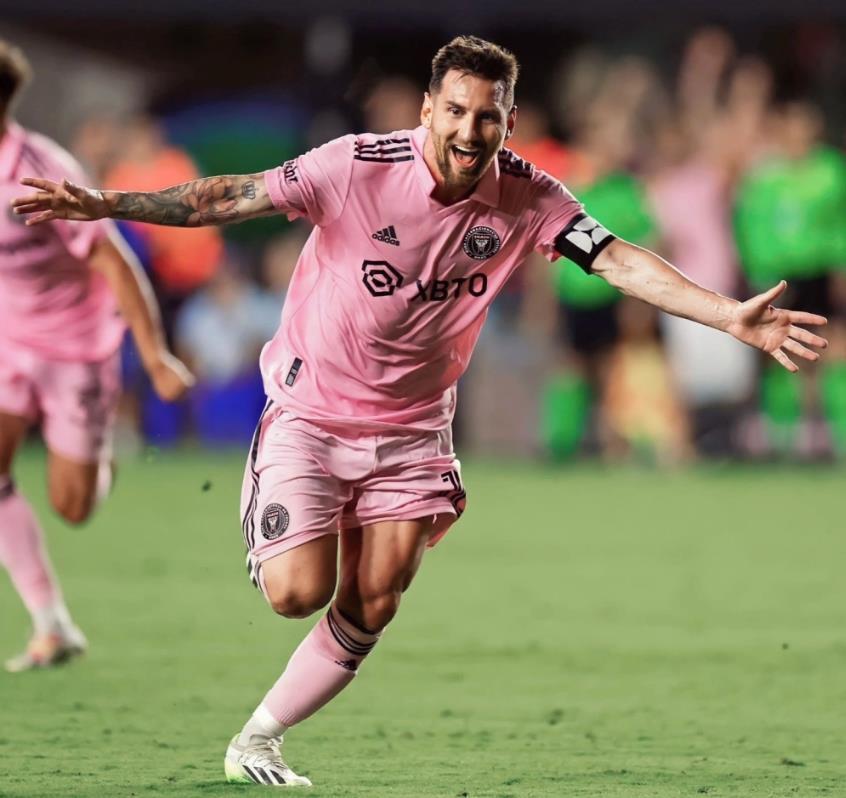 尤文连续18个赛季通过意大利杯1／8决赛，为现存唯一球队（尤文已连续18季闯过意杯1／8决赛，现存球队中独此一家）