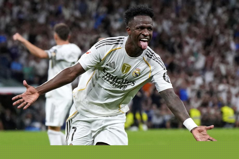 穆帅：今天胜利的功劳属于球员们，要说谁比谁更好是不公平的（穆里尼奥：这场胜利归功于球员，评谁更出色并不公允）