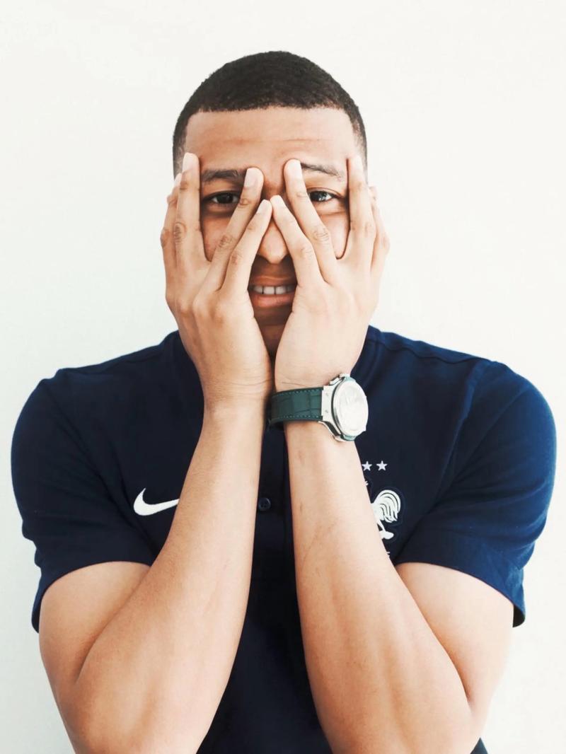 广厦防守铁血令人窒息（广厦铁血防线让对手喘不过气）