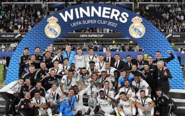 中超联赛总结：积分榜前三分析,（中超赛季回顾：积分榜三强解析）